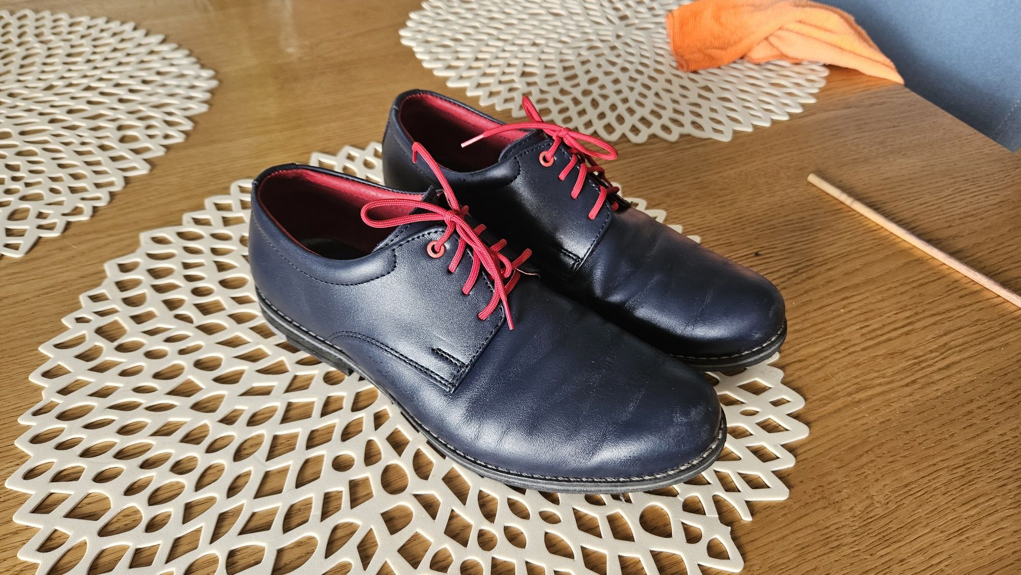 Pantofle buty granatowe komunijne rozmiar 35 22.5 cm