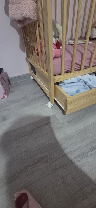 Łóżeczko 120/60 na kólkach z szufladą i materacem