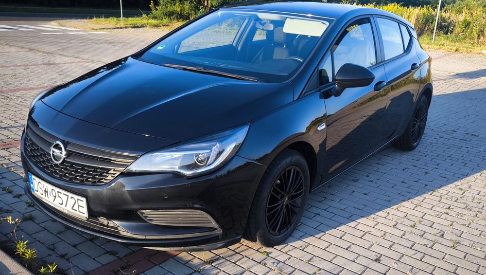 Opel Astra K 1.0 benzyna, niski przebieg
