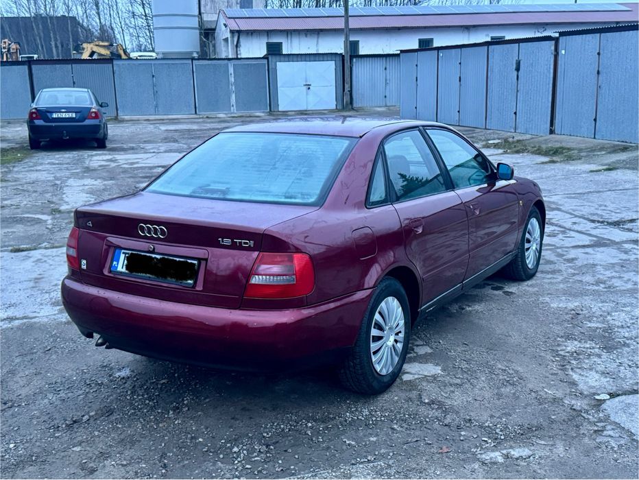 Audi A4 B5 1.9 TDI 110KM zwykla pompa 1998r