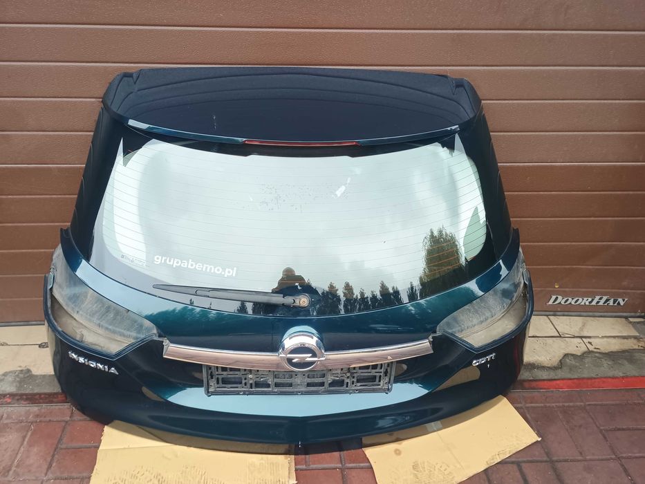 Tylna klapa Opel Insignia A kombi Lift zielona z30v 2015r.