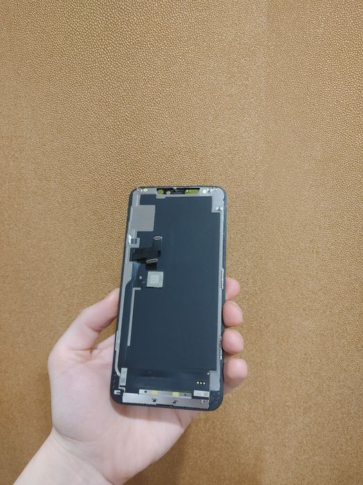 Дисплей iPhone 11 pro max без царапин, всё работает
