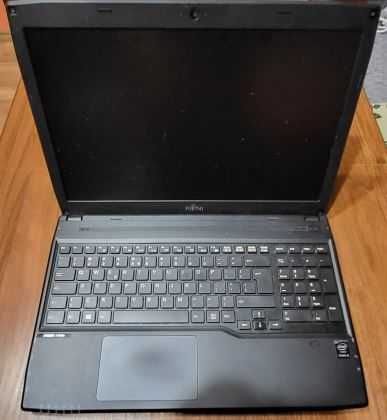 Laptop Fujitsu A544