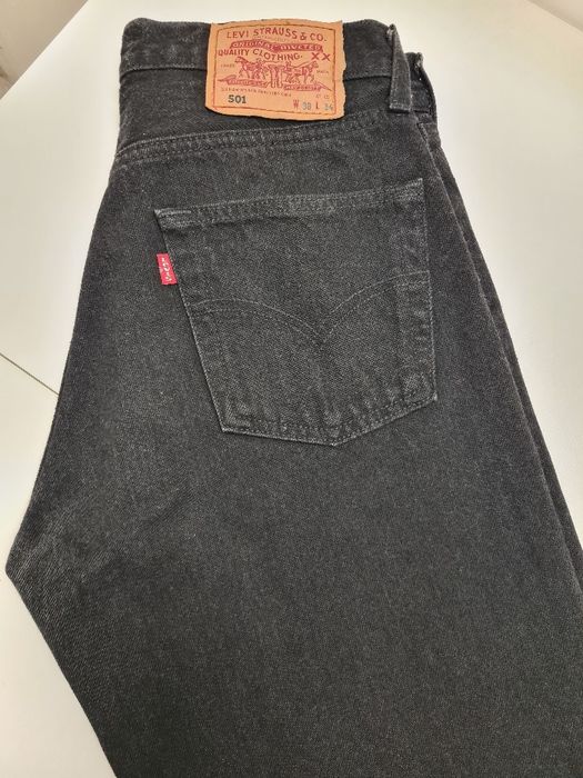 Calças Levi's 501 pretas vintage