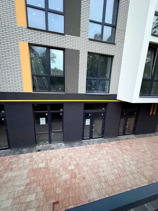 Оренда комерційної нерухомості на Лисенка 21, ЖК "GL Club"