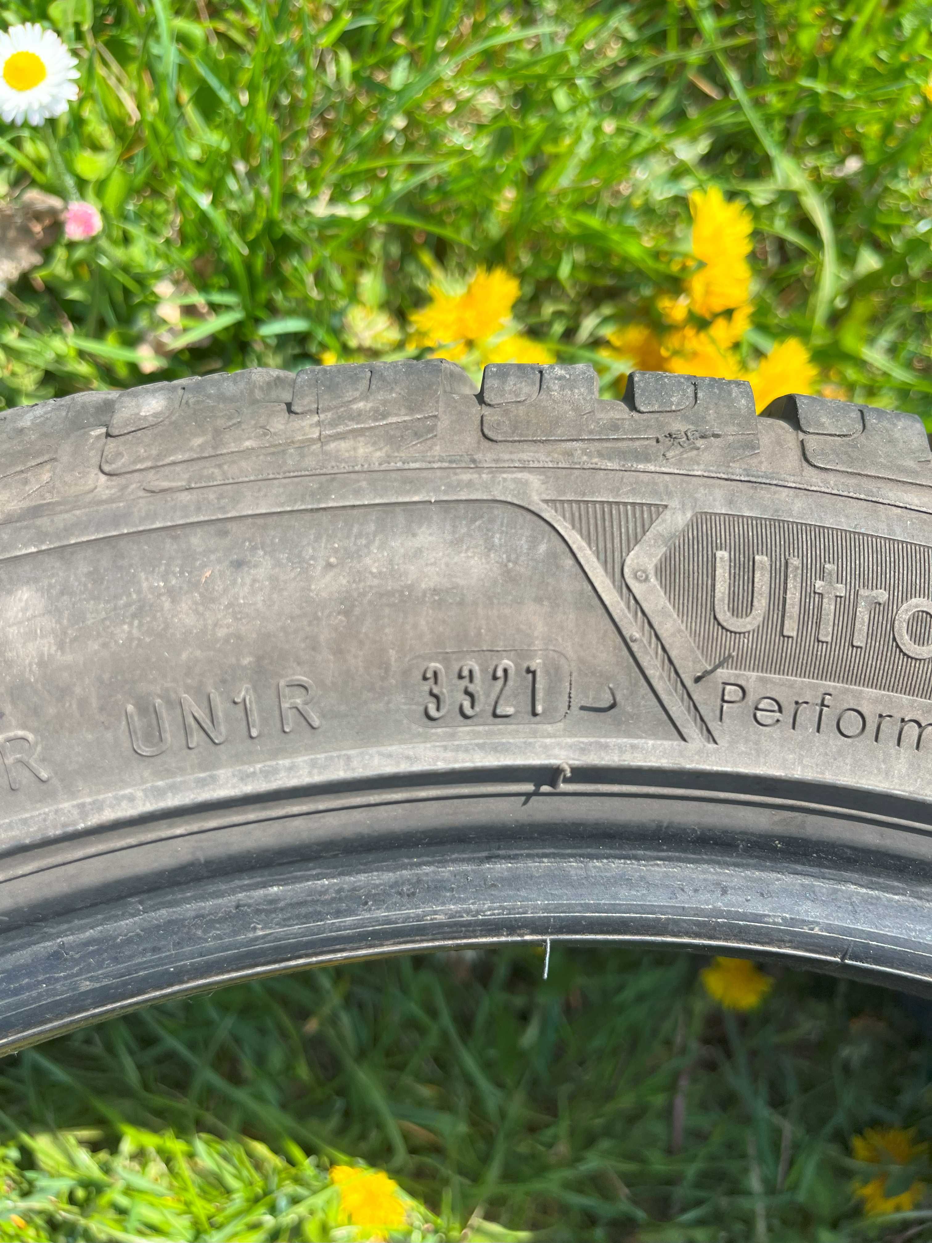 4 szt. zimowe opony GoodYear Ultragrip Performance + 225/45/R17