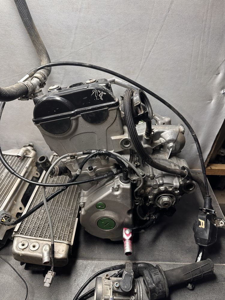 Головка Kawasaki kx250f та інше