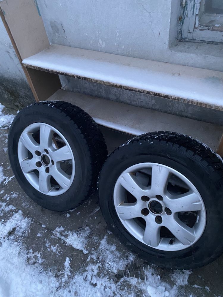 Зимова гума + оригінальні диски VW T5