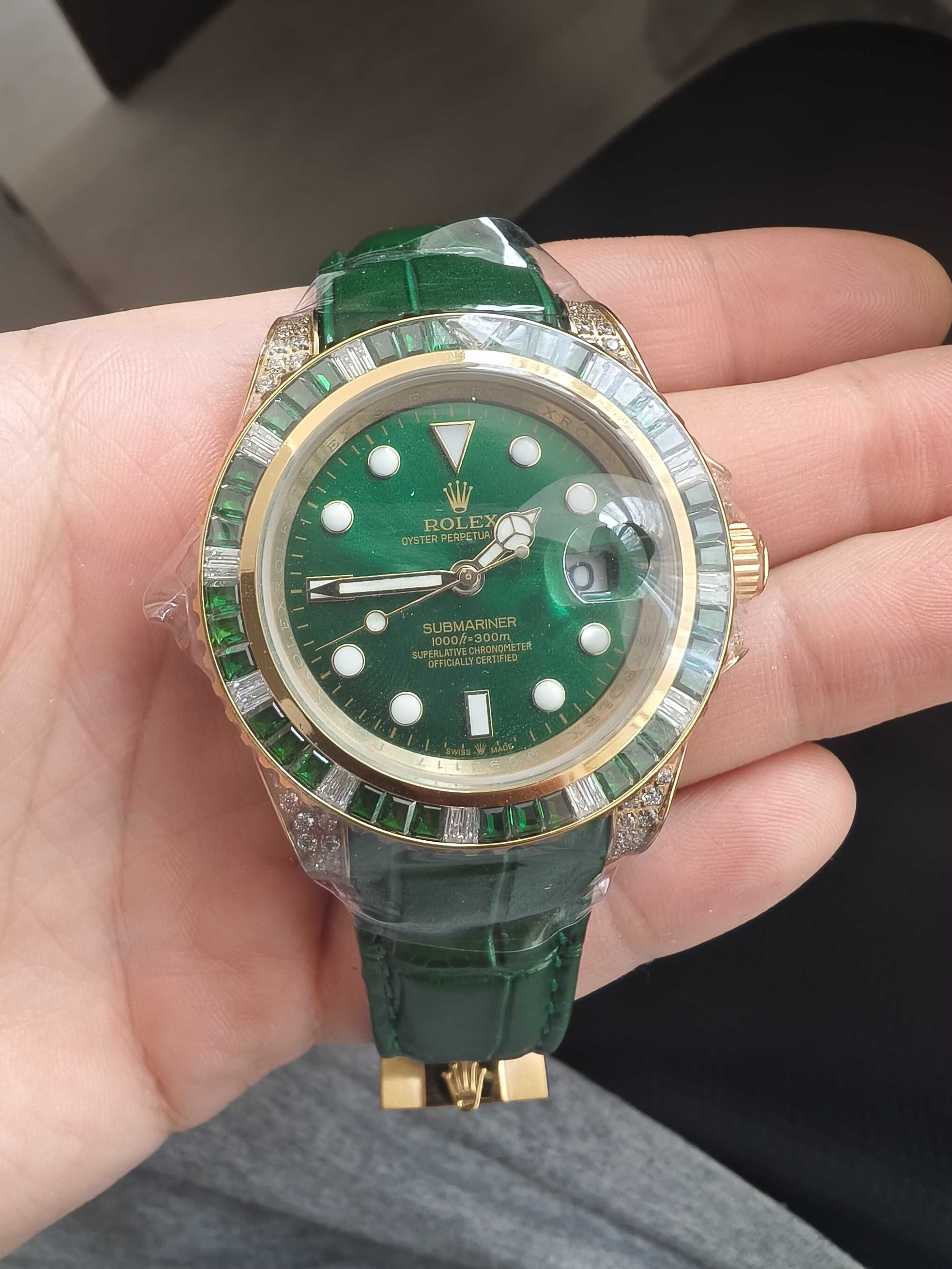 Rolex Submariner 40 mm Diamonds Green.Срочно