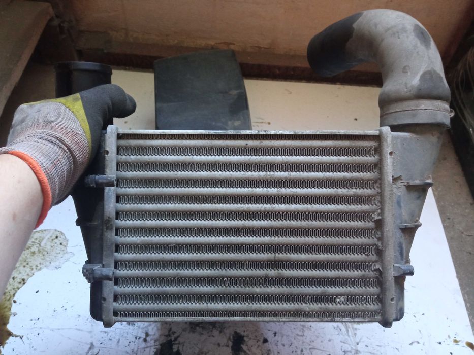 Радіатор інтеркулера наддув Audi A6 C5 1.8T Авторазборка