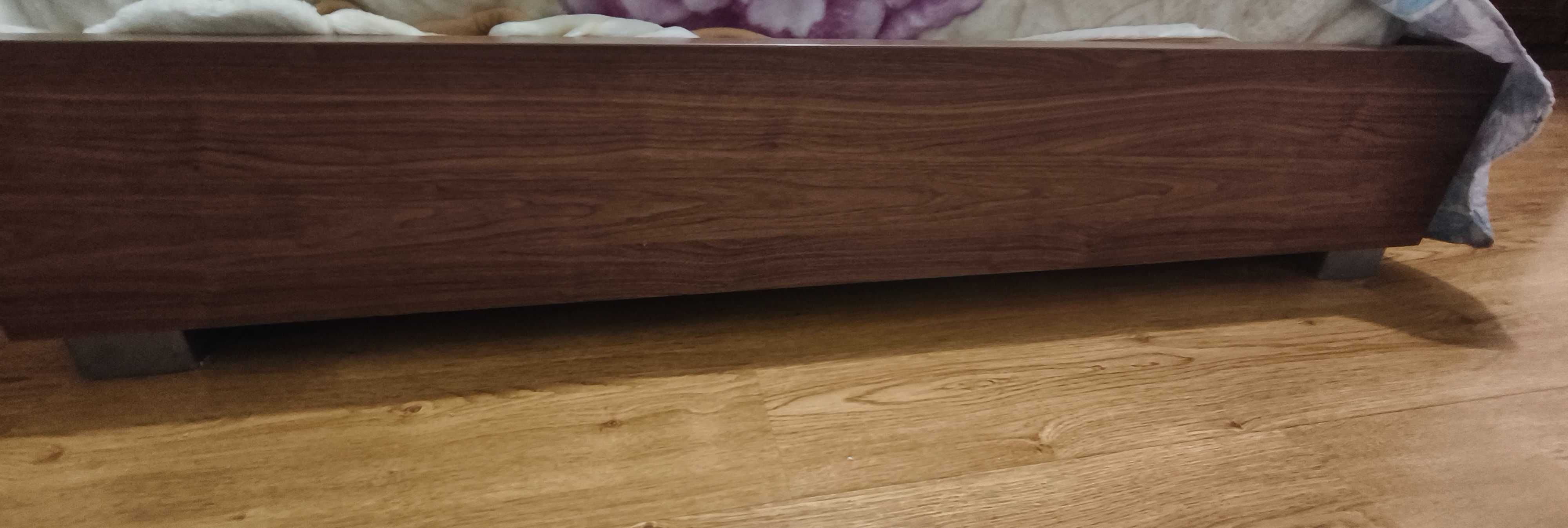 Cama com 2 cabeceiras