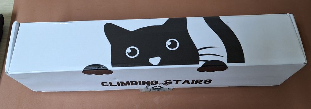 Vendo escada para gatos nova (Climbing Stairs da Home Footprint®)
