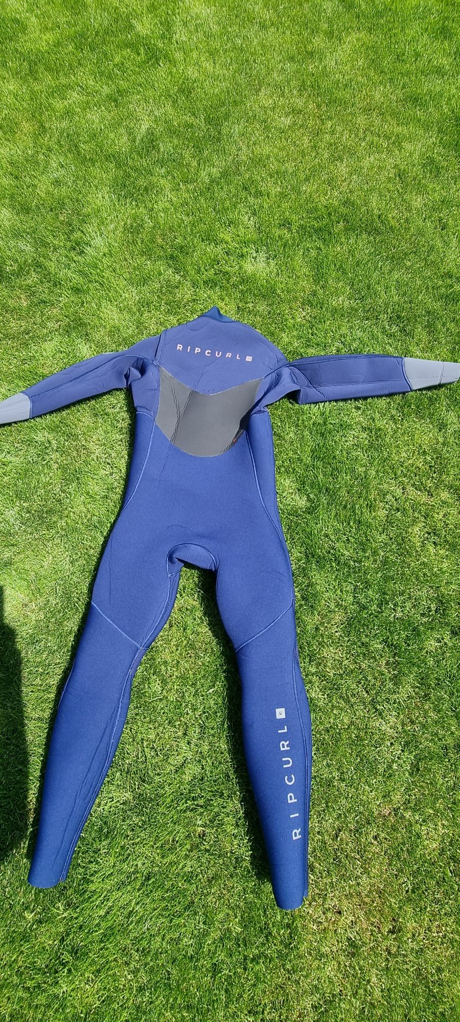Kitesurfing - Pianka zimowa RIP CURL