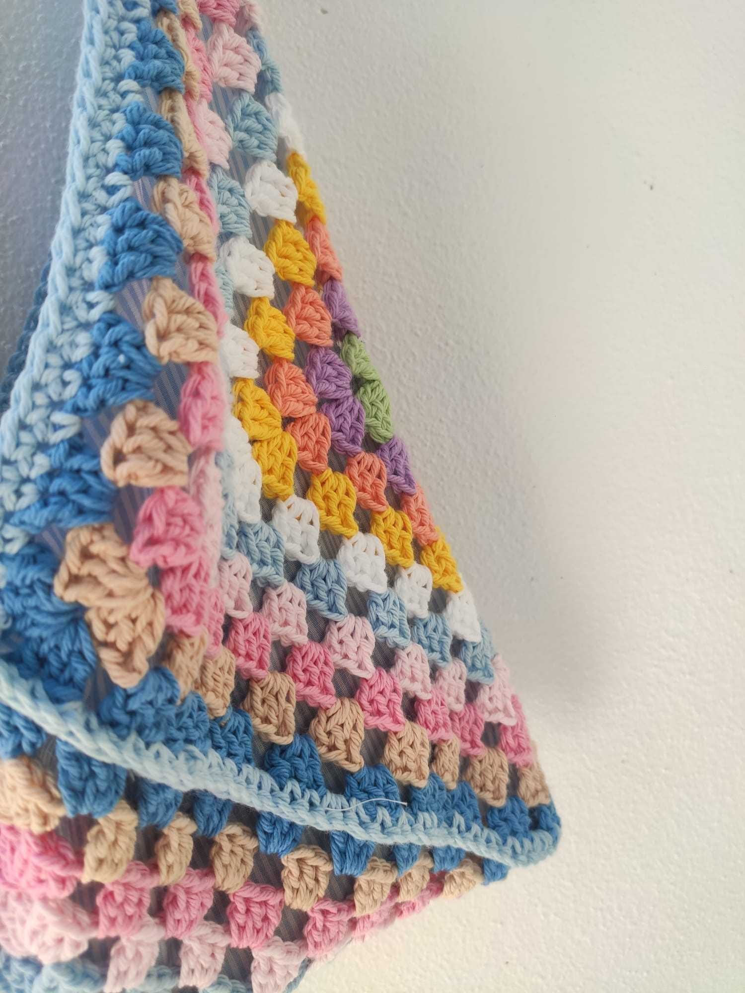 Saco em tricot, fio rústico, feito à mão
