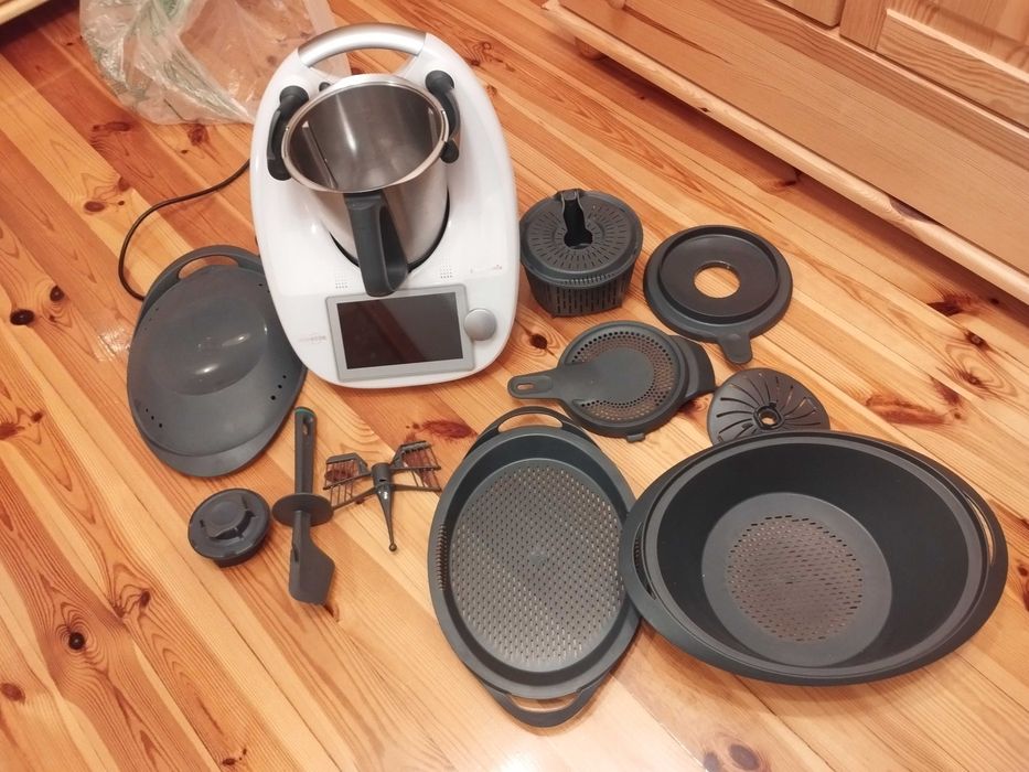 Sprzedam Thermomix TM6-1