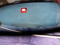 Colina som JBL charge 4 em 3stado novo