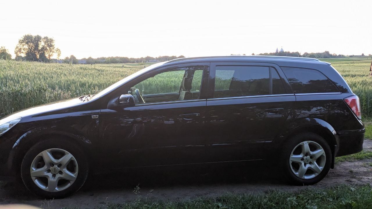Продам Opel Astra 1.6