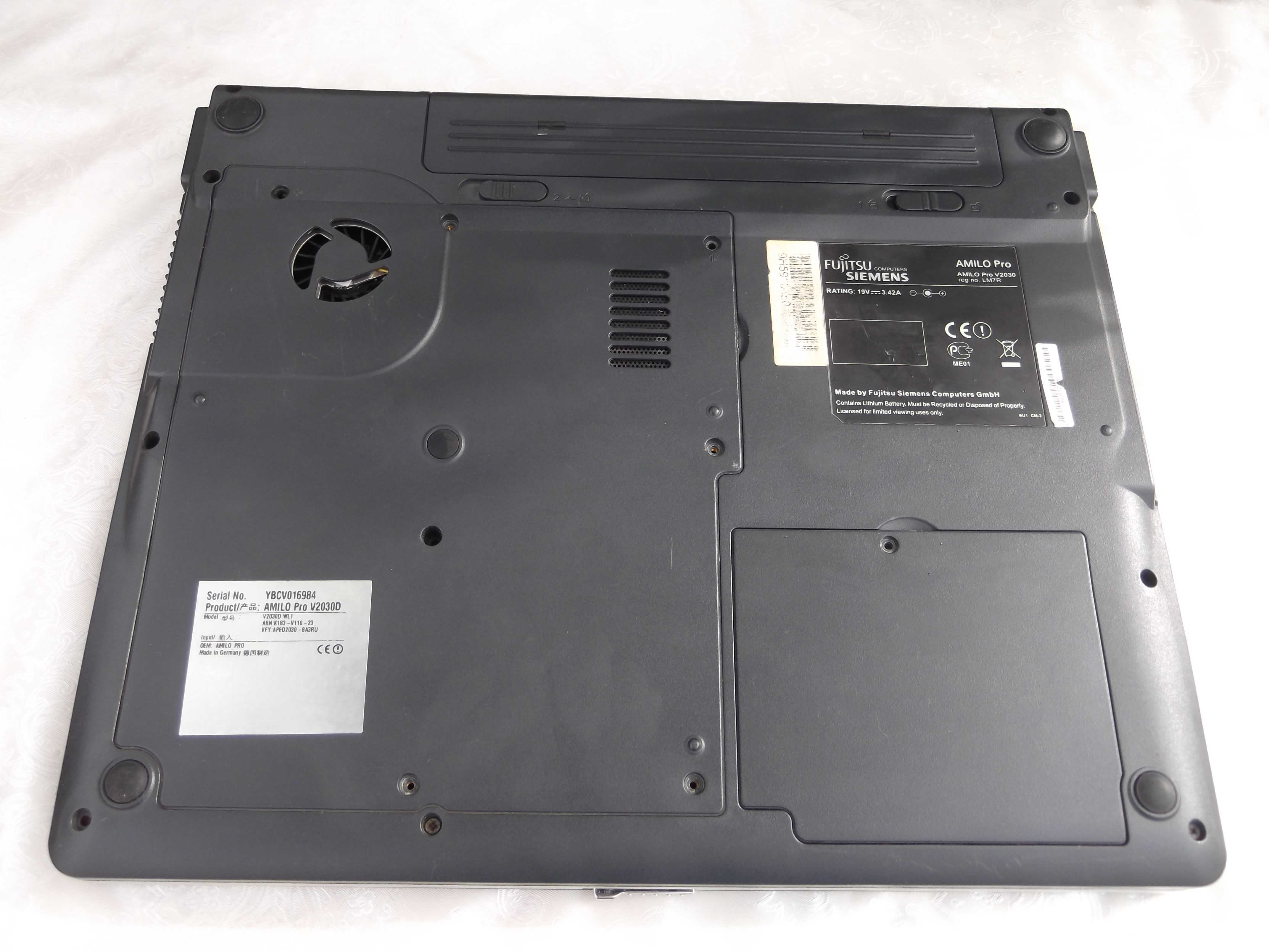 ноутбук fujitsu SIEMENS AMILO pro v2030