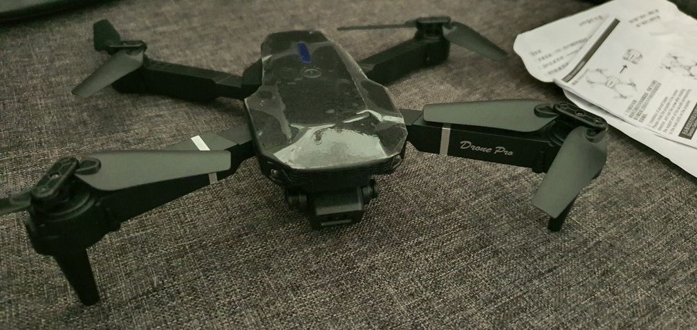 Nowy dron w walizce 4K zestaw