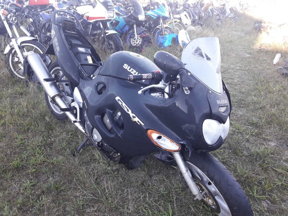 Suzuki gsxf600 gsxf 600 f silnik moduł felga gaźniki alternator części