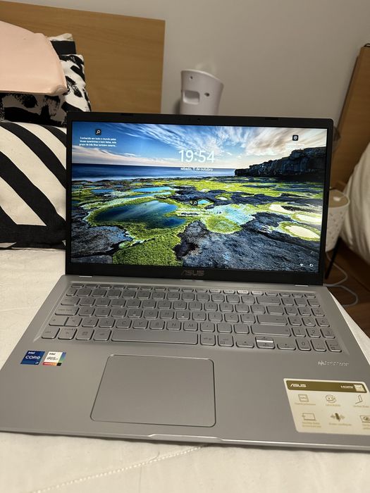 Portátil ASUS F515EA - Como Novo