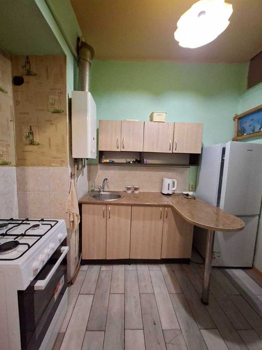 Сдам компактную, уютную двухкомнатную квартиру в  центре города.