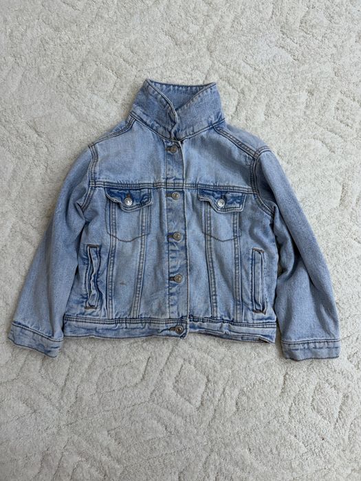 Джинсовка від бренду Zara