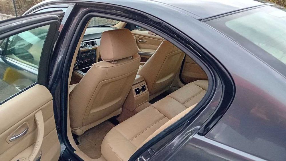 BMW e90 2.0 320i Benzyna Skóry Grzane Fotele