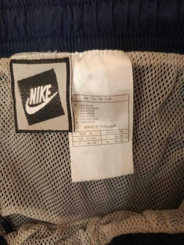 Чоловічі вінтажні нейлонові шорти Nike з великим логотипом 90-х