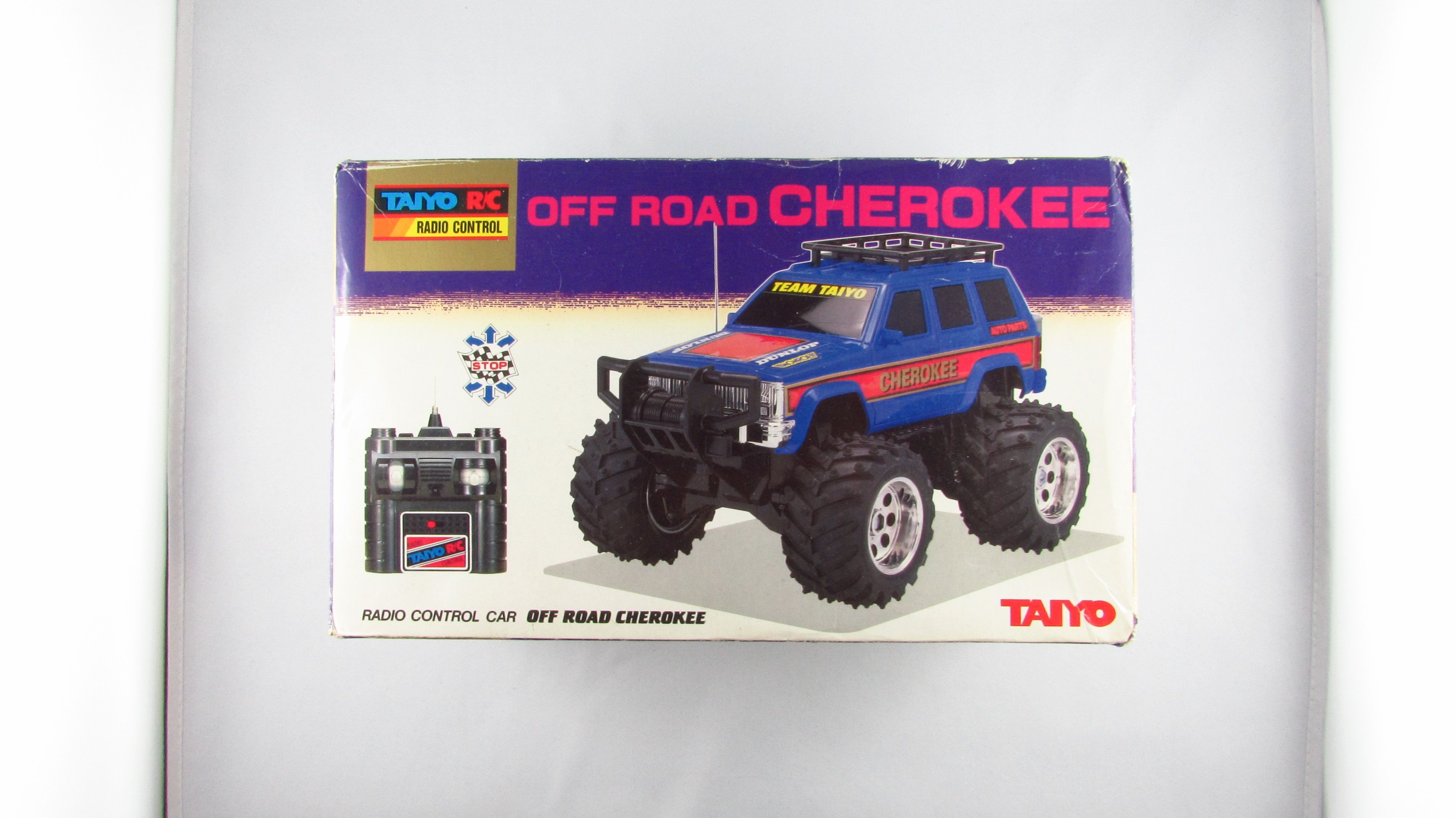 TAIYO - OFF Road Cherokee R/C Model zdanie sterowany 27 Mhz 80 lata