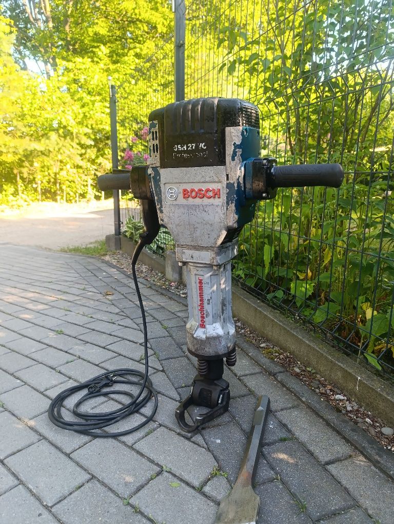 Młot wyburzeniowy Bosch GSH 27VC!