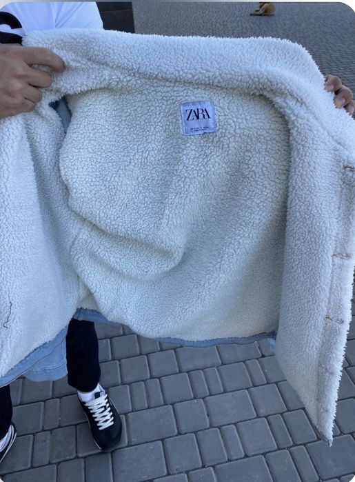 Продам джинсовую куртку на меху