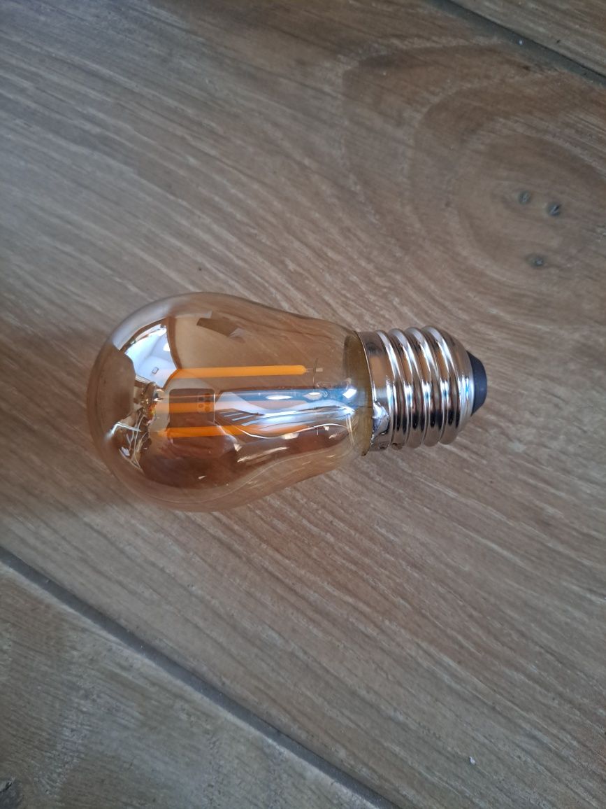 Żarówka led E27 , 4W