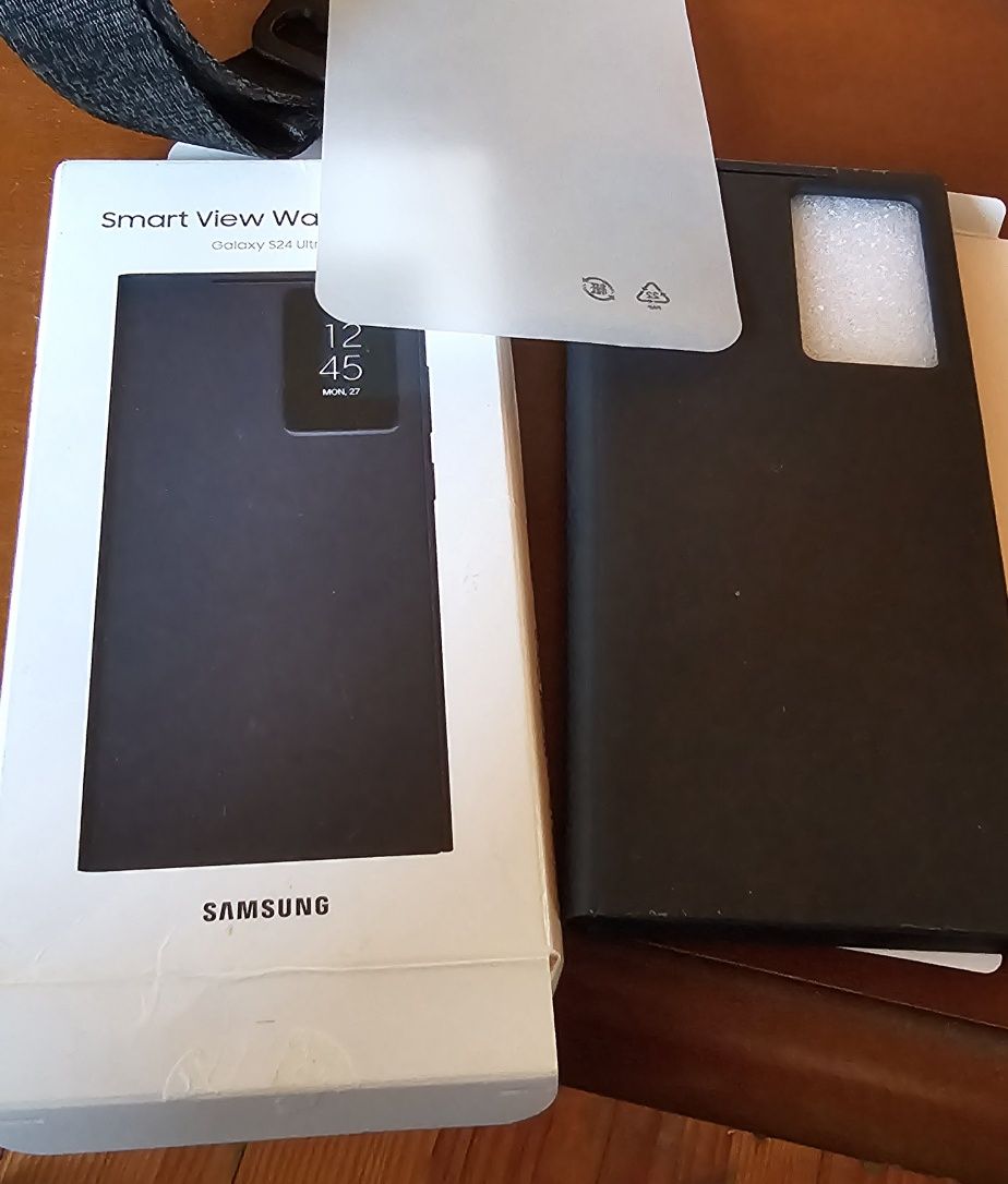 Etui Samsung Smart View Wallet z klapką do Samsung Galaxy S24 Ultra -