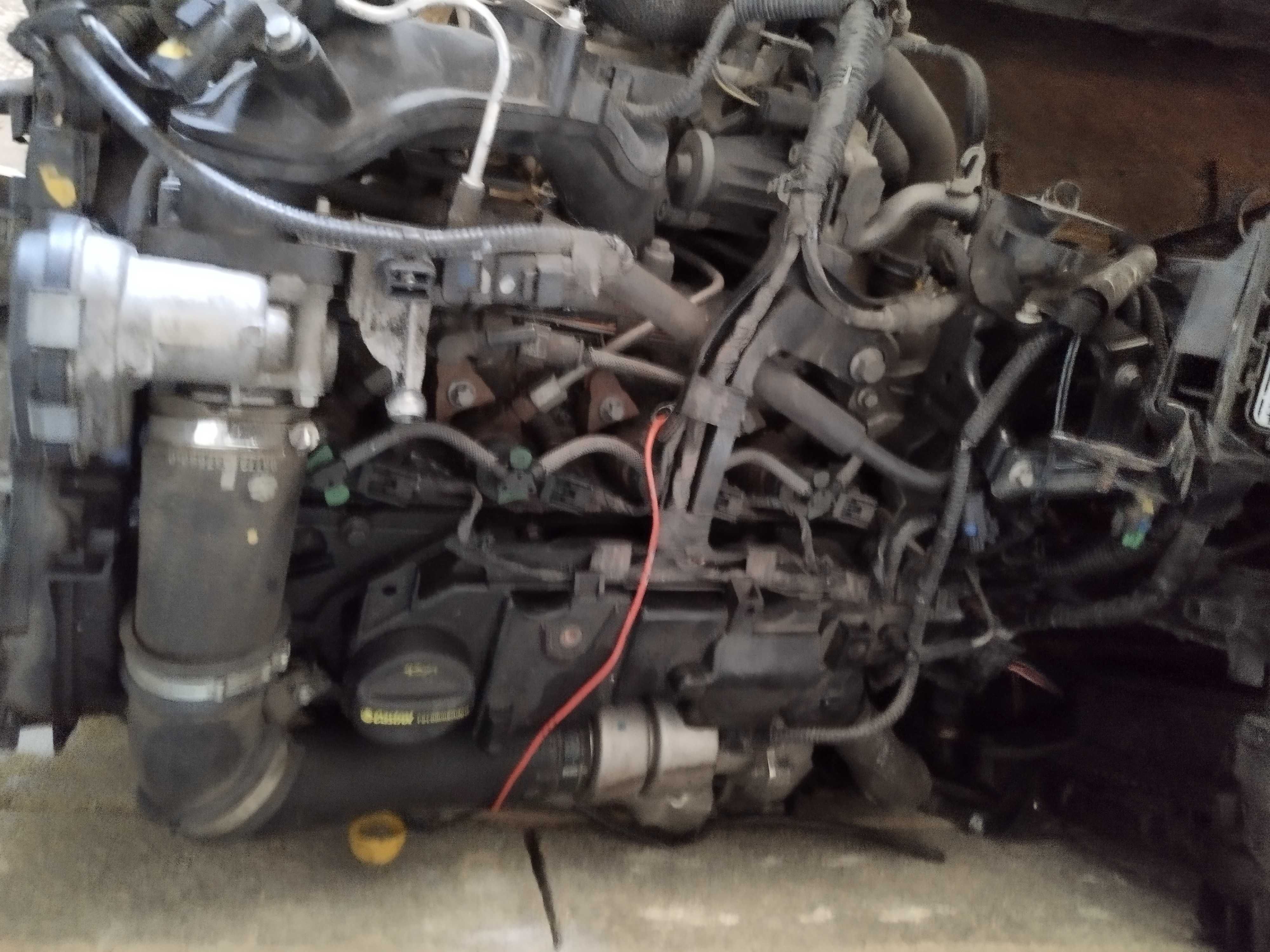 Motor Peugeot - Ford impecável