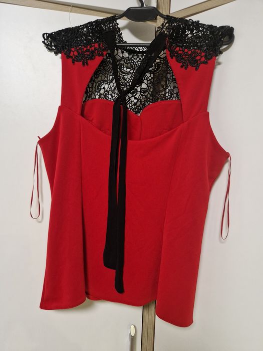 Bluzka czerwona  r 44