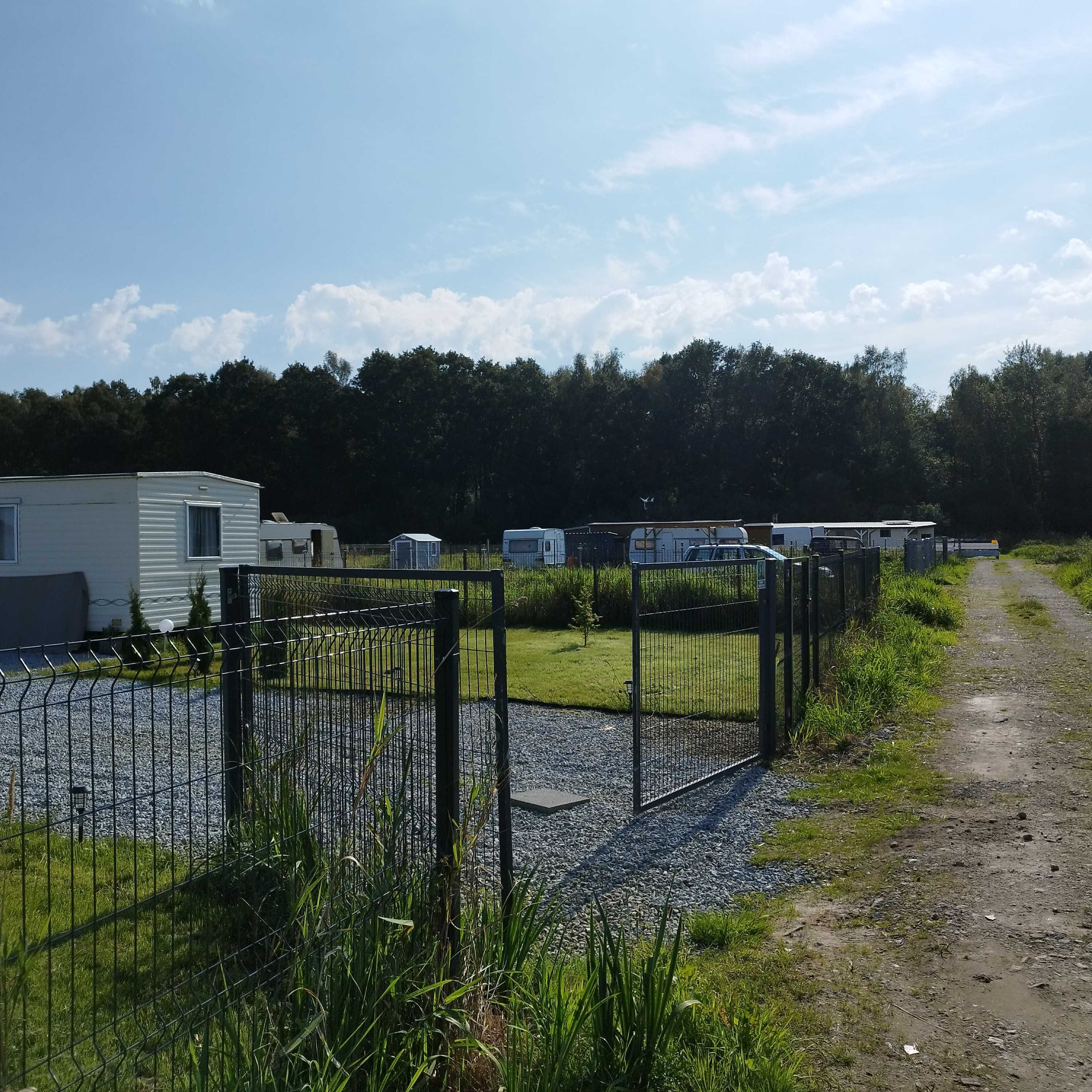 Działka z domkiem holenderskim - Dąbki - Zachodniopomorskie