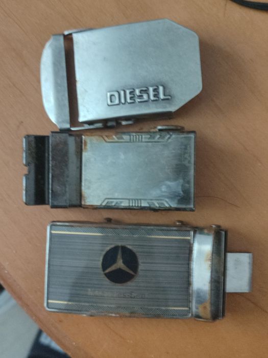 Klamry do paska męskiego lub do kolekci