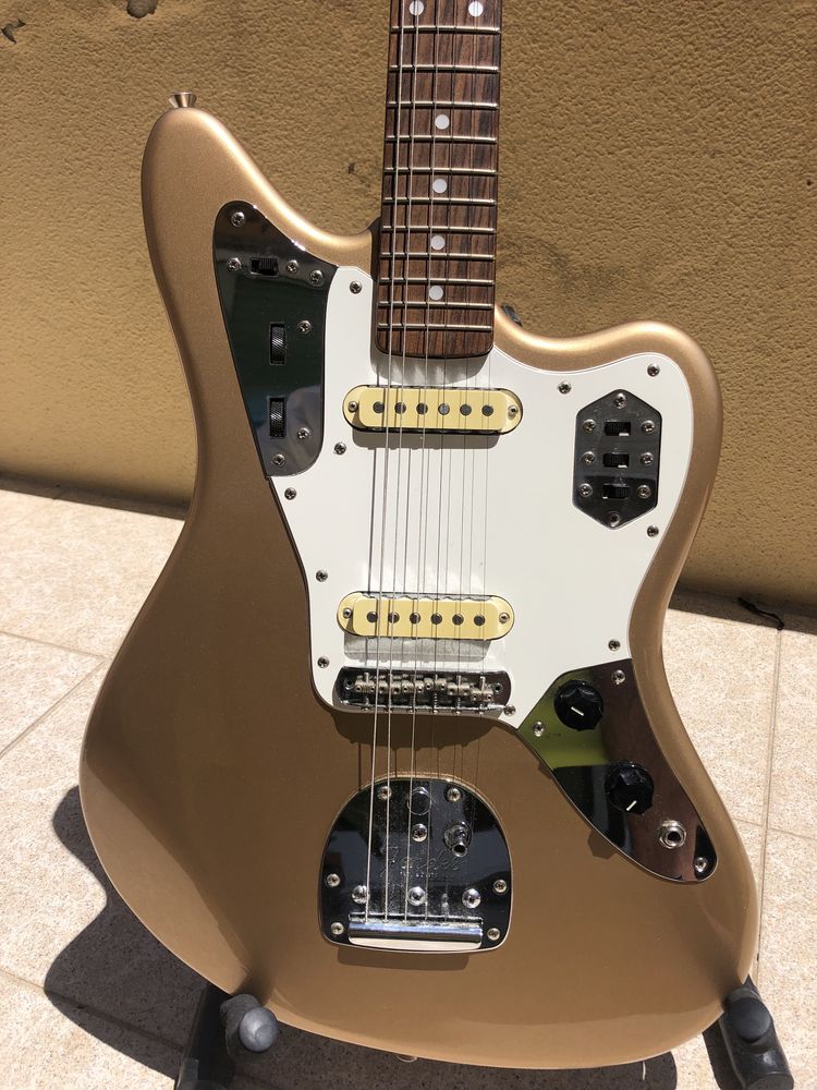 Fender Jaguar Crafted in Japan