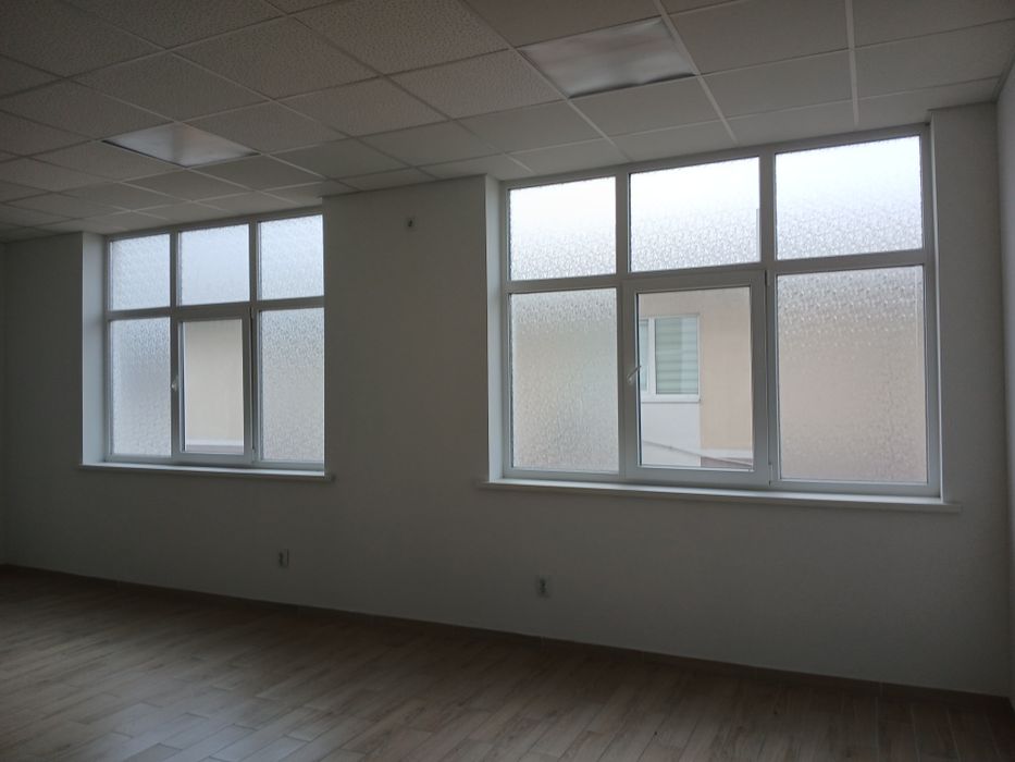 Продаж приміщення в ТЦ під комкрцію