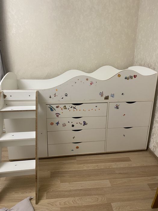 дитяче ліжко-горище