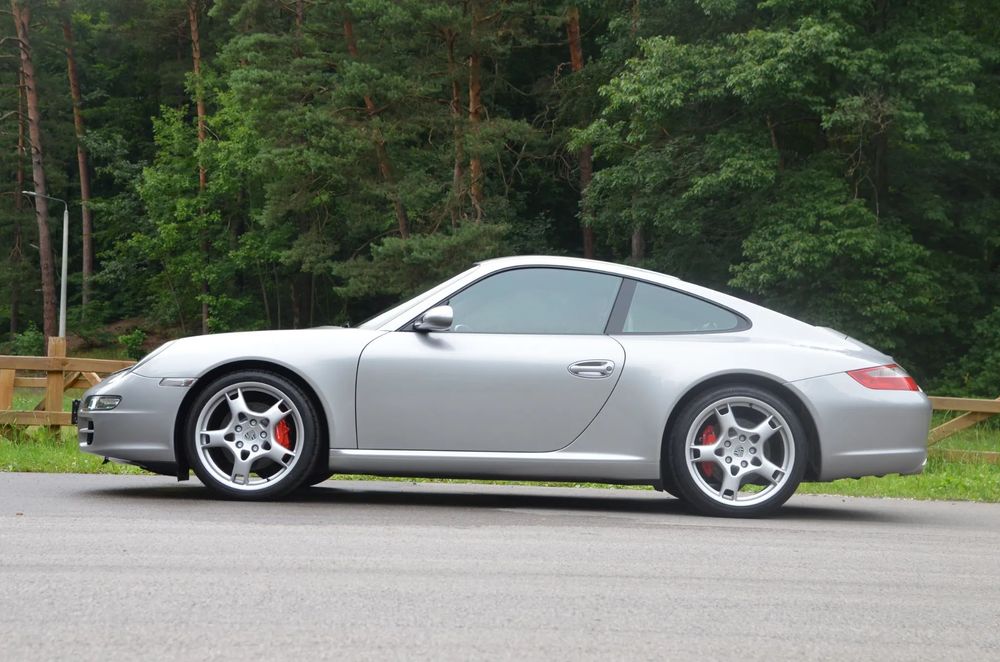 Porsche 911 Porsche 911 Carrera S 997 3.8 2005 Bezwypadkowy 42.000 km !