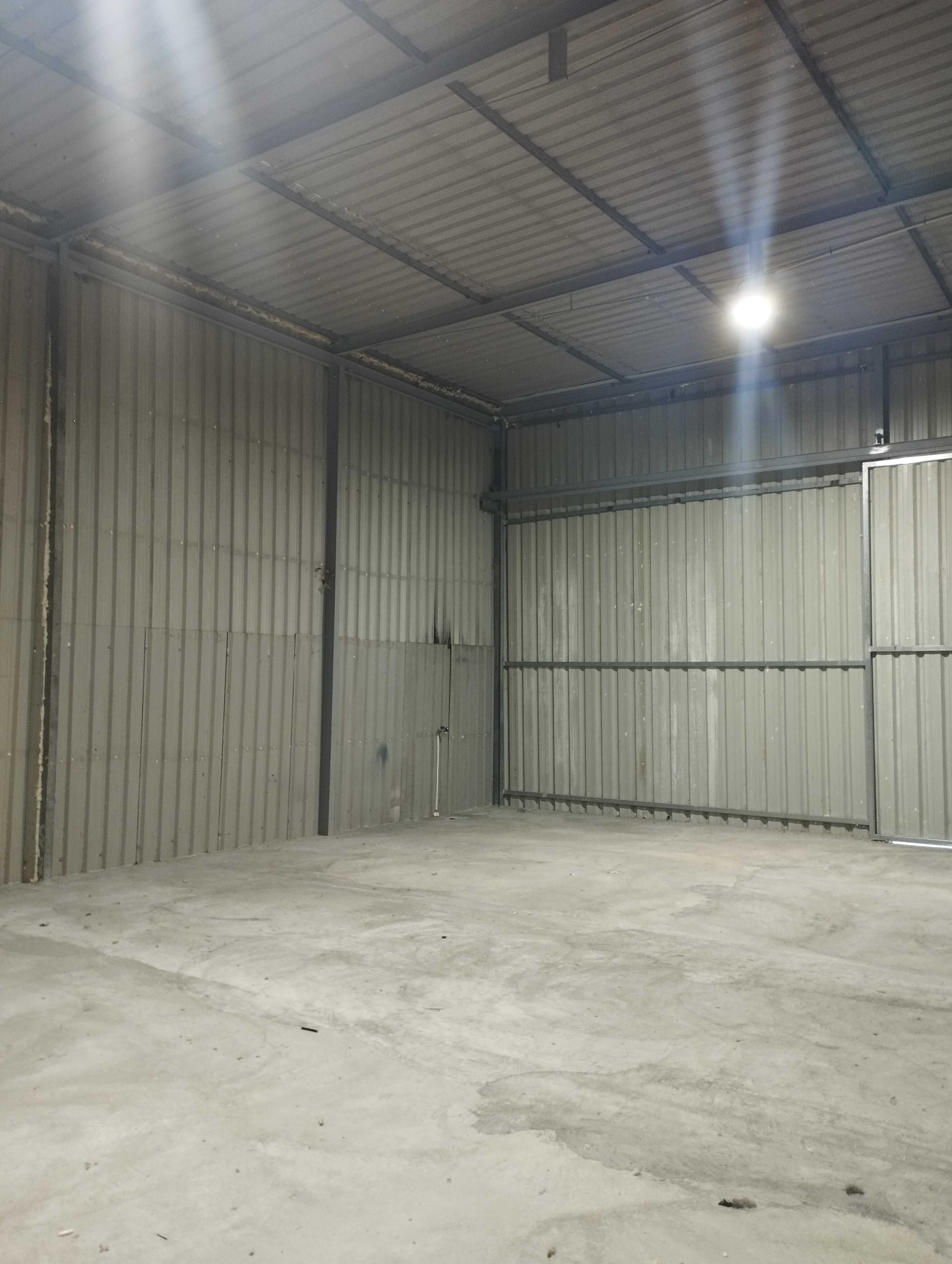 Arrenda se Armazém 145m2 / Samora Correia
