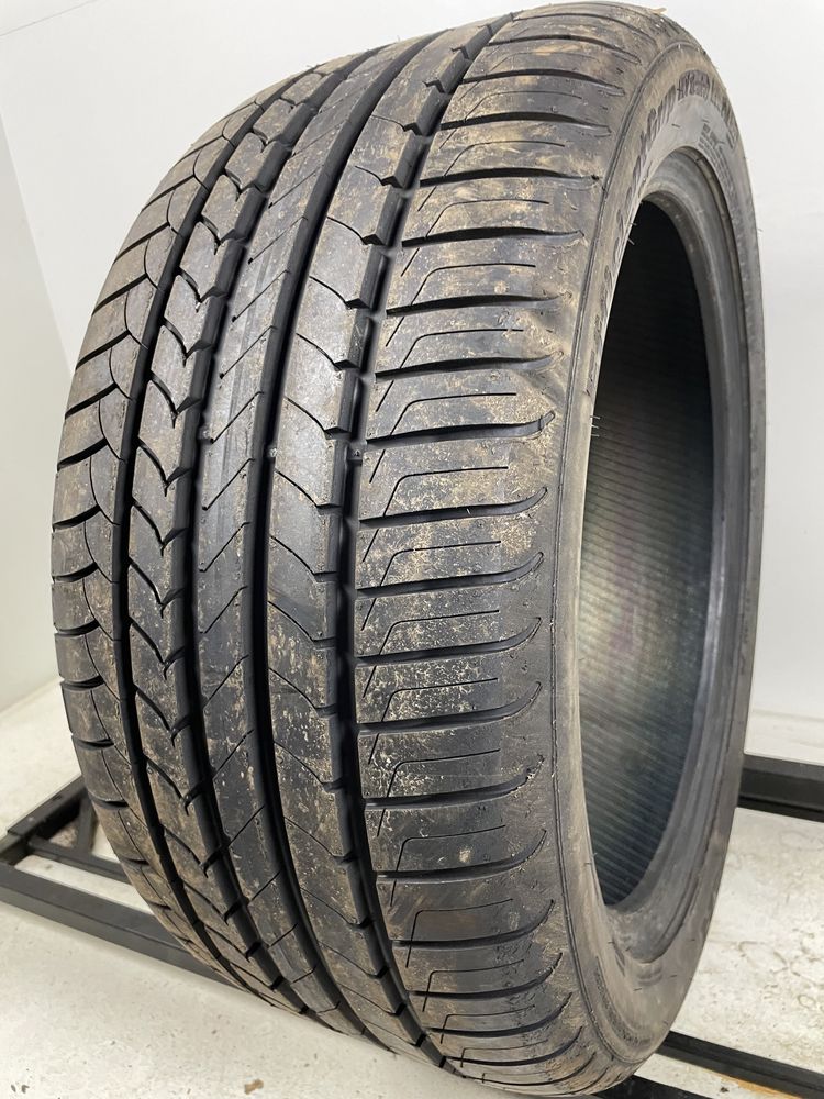 275/40R19 101Y Goodyear EfficientGrip MOE RunFlat JAK NOWA