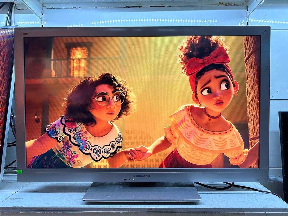 Телевізор Panasonic 
mod. TX-L37EF32 з Німечинни Б\В