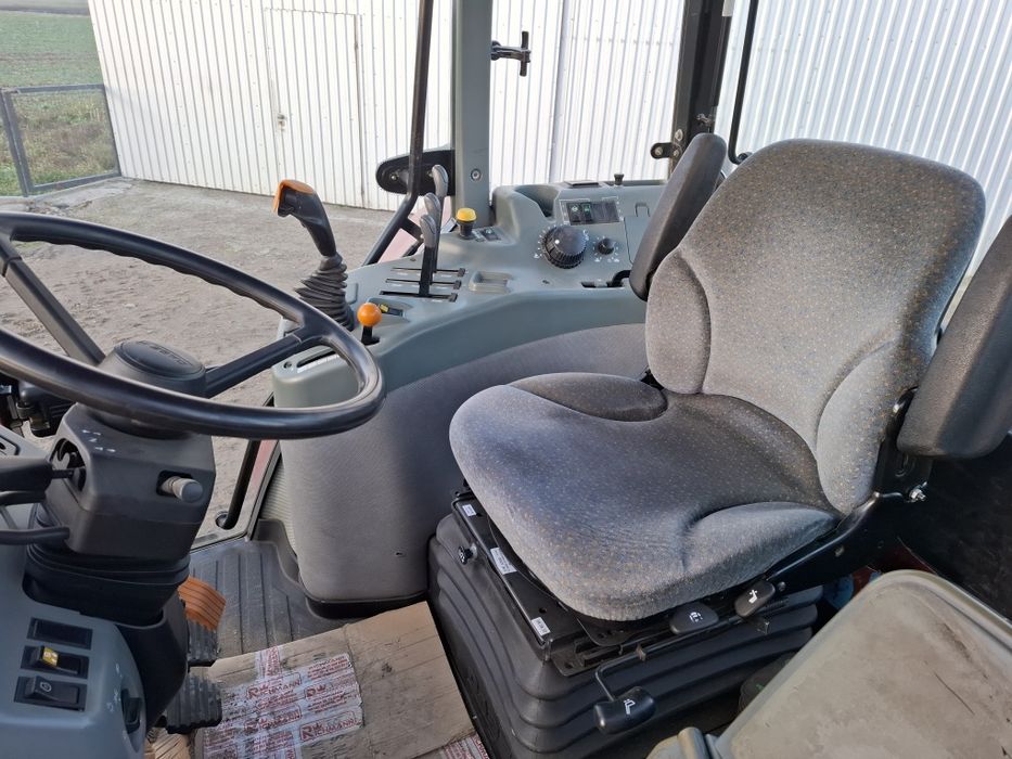 Case mx 135 rok 2002 z Niemiec