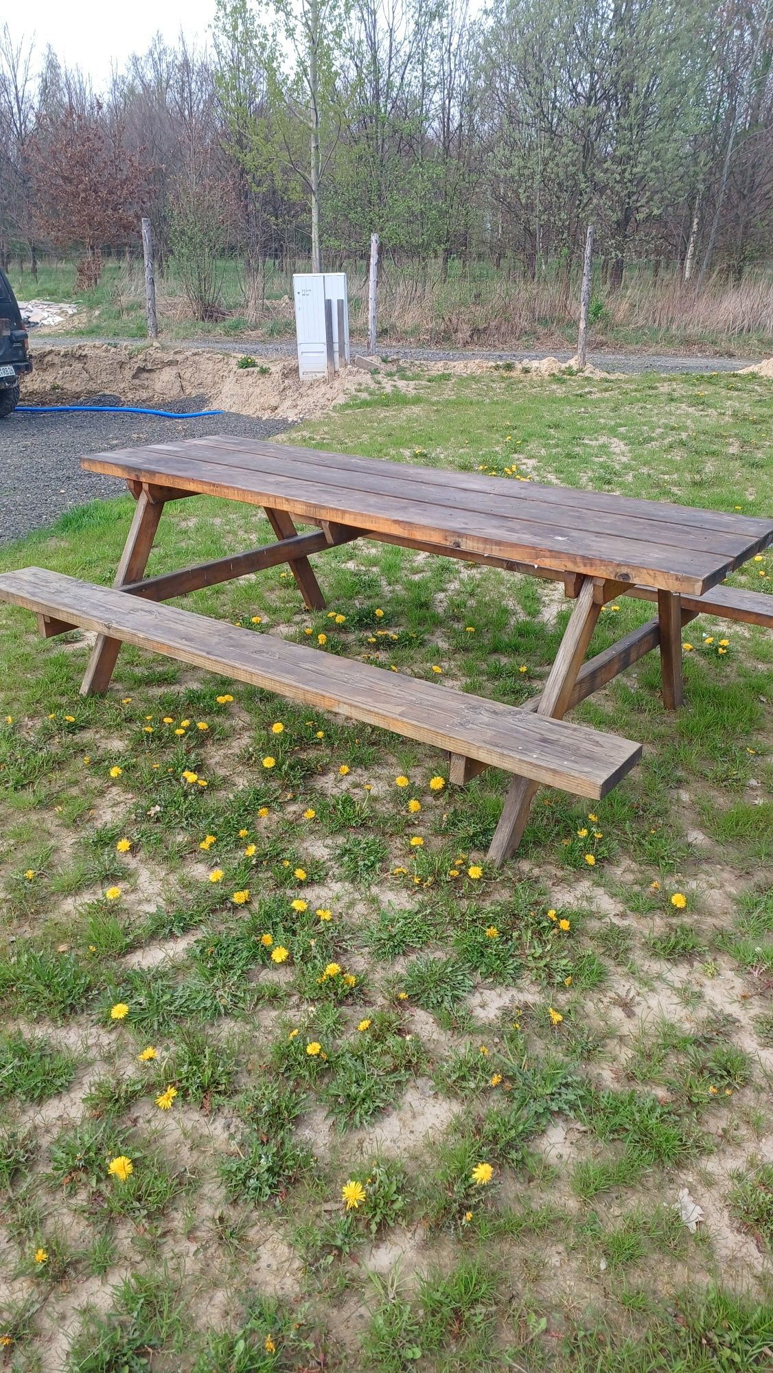Stół z ławkami drewniany