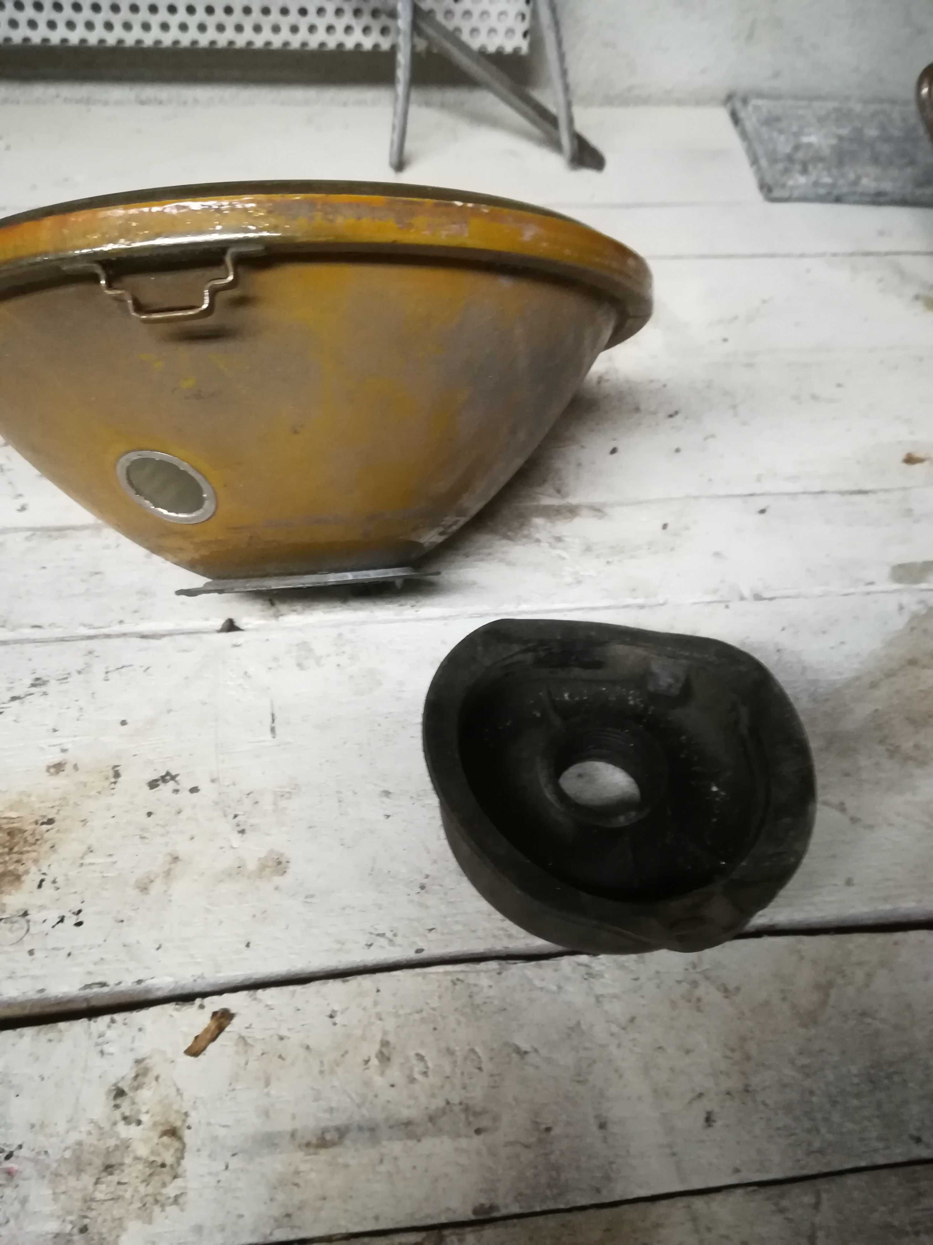Farol de clássico  Ford  antigo para restauro 2 unidades.