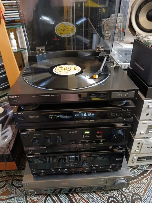 Wieża Sony gramofon magnetofon wzmacniacz tuner.