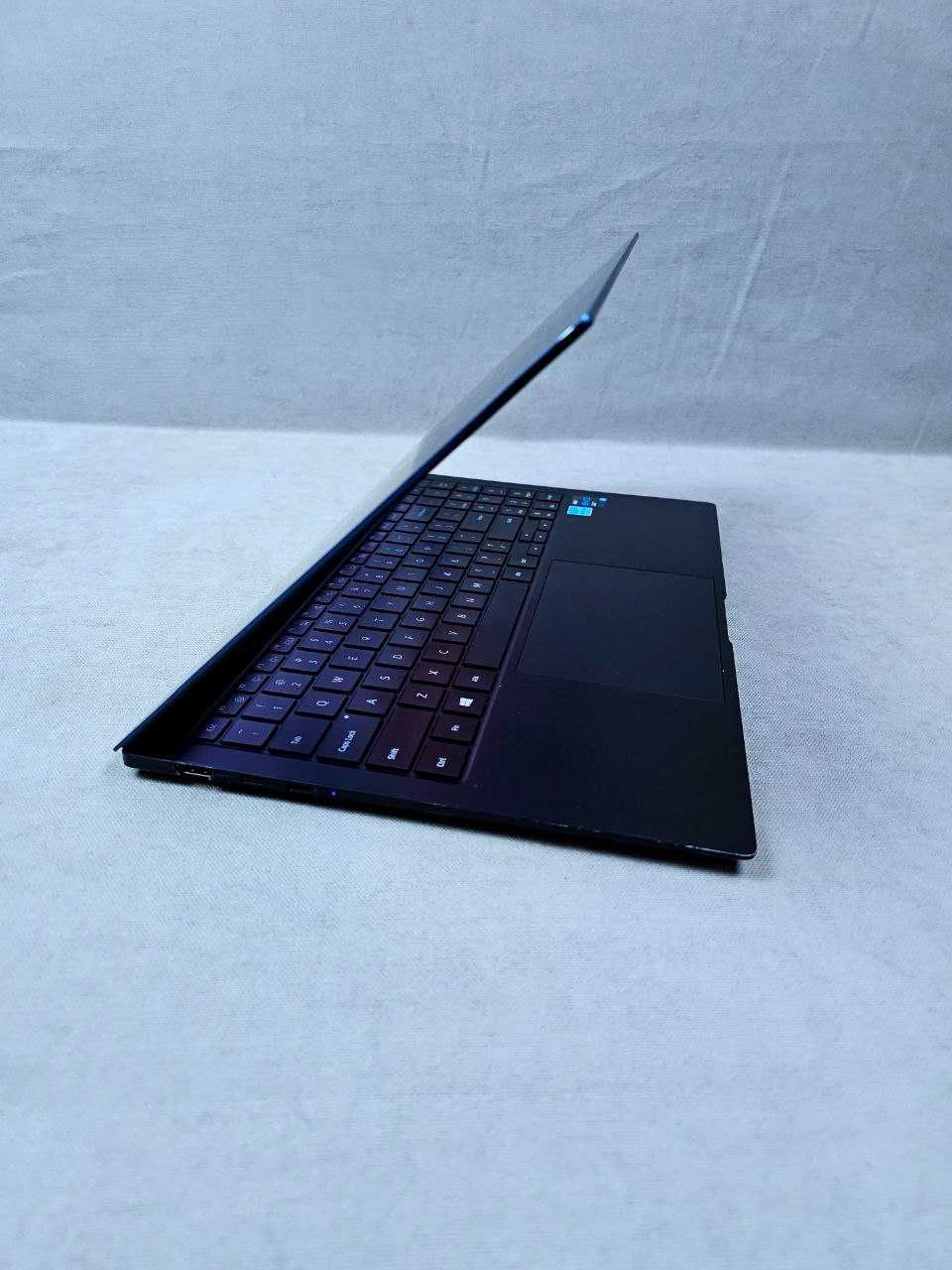 Уцінка! Ноутбук Samsung Galaxy Book Pro 15.6"/OLED/i7-1165G7/16GB RAM